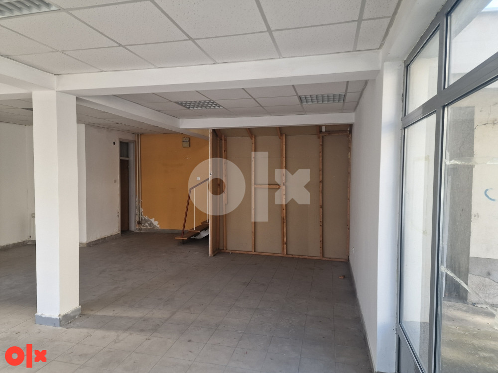 Poslovni prostor  Sarajevo, u naselju Dobrinja 4, iznamljivanje 8