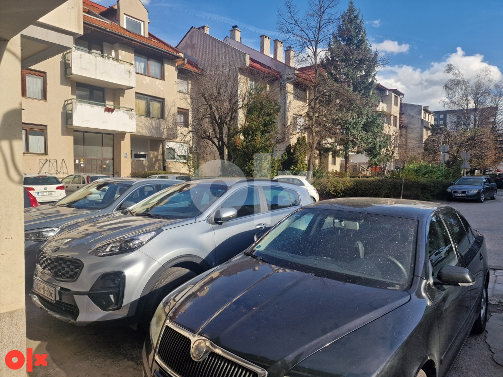 Poslovni prostor  Sarajevo, u naselju Dobrinja 4, iznamljivanje 18