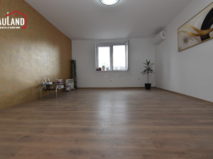 Dvosoban stan, parking mjesto-69m2 / Socijalno, Novo Sarajevo