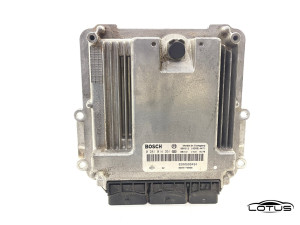 Kompjuter motora ECU Renault SCENIC 2.0 DCI 8200688494