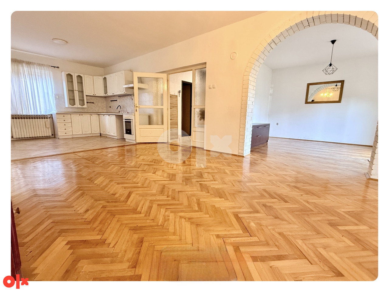 Porodična kuća sa apartmanom 2