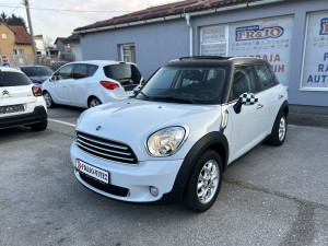 MINI COOPER COUNTRYMAN 1.6 D 66 KW PANORAMA 2011