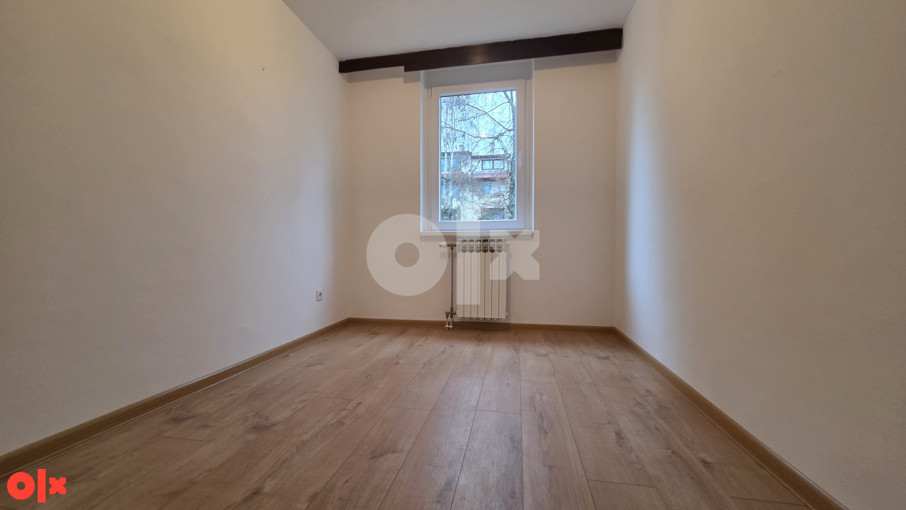 Četverosoban stan Istočno Sarajevo/86m2/1.sprat/ 12