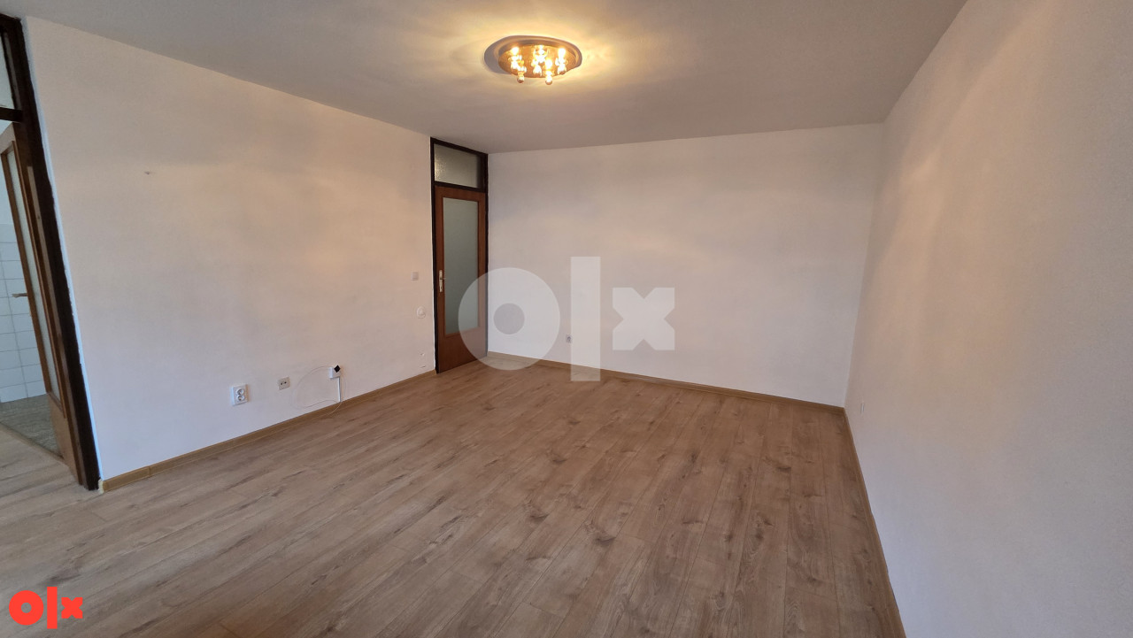 Četverosoban stan Istočno Sarajevo/86m2/1.sprat/ 9