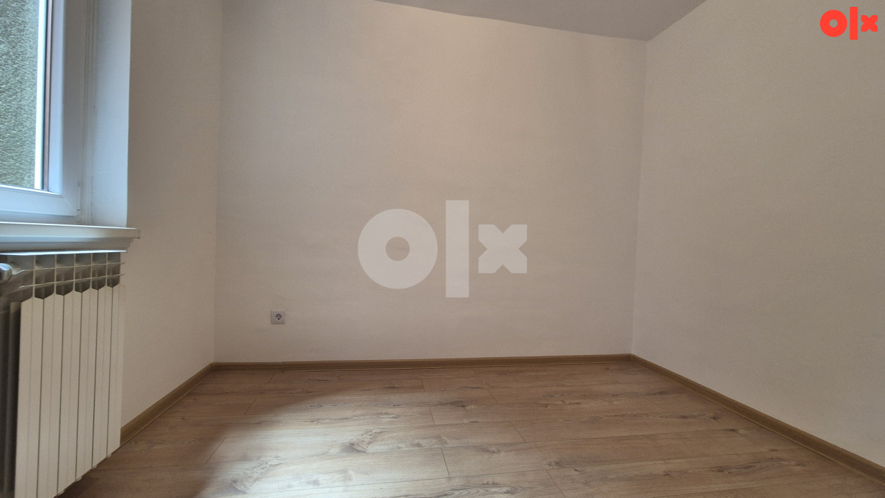 Četverosoban stan Istočno Sarajevo/86m2/1.sprat/ 22