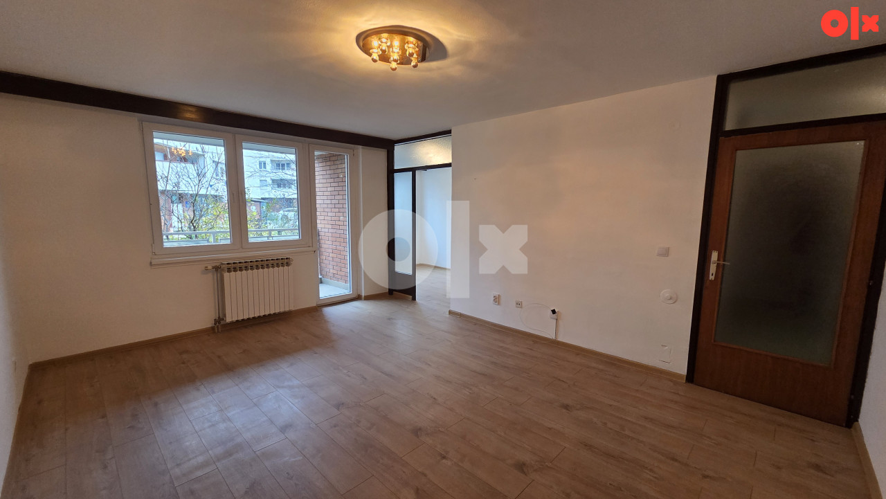 Četverosoban stan Istočno Sarajevo/86m2/1.sprat/ 8