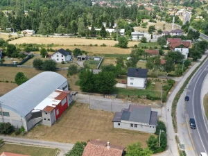 Skladišta i hale Sarajevo - PAZARIĆ 885m2