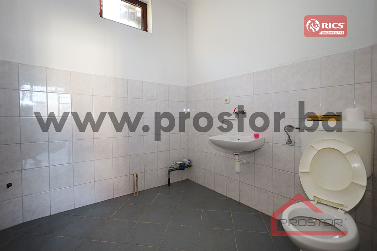 PROSTOR izdaje: Poslovni prostor, 60m2, Mojmilo 3