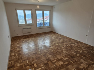 Garsonjera 27m2 Istočno Sarajevo