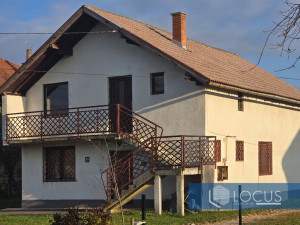 LOCUS: Kuća na parceli 2.878m2, Azići, Ilidža photo 4
