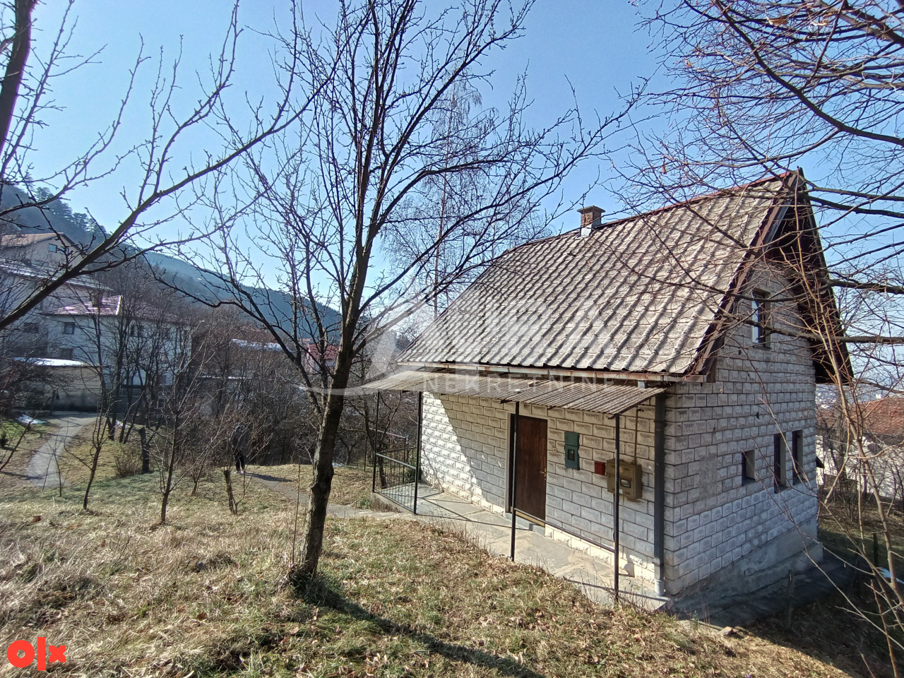 AURA/ Zemljište sa vikendicom / Bistrik, Kamenica 2