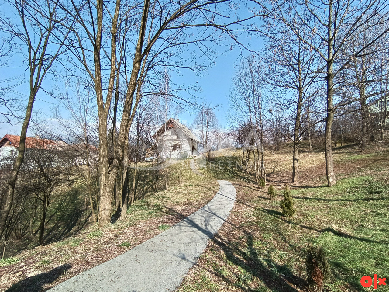 AURA/ Zemljište sa vikendicom / Bistrik, Kamenica 3