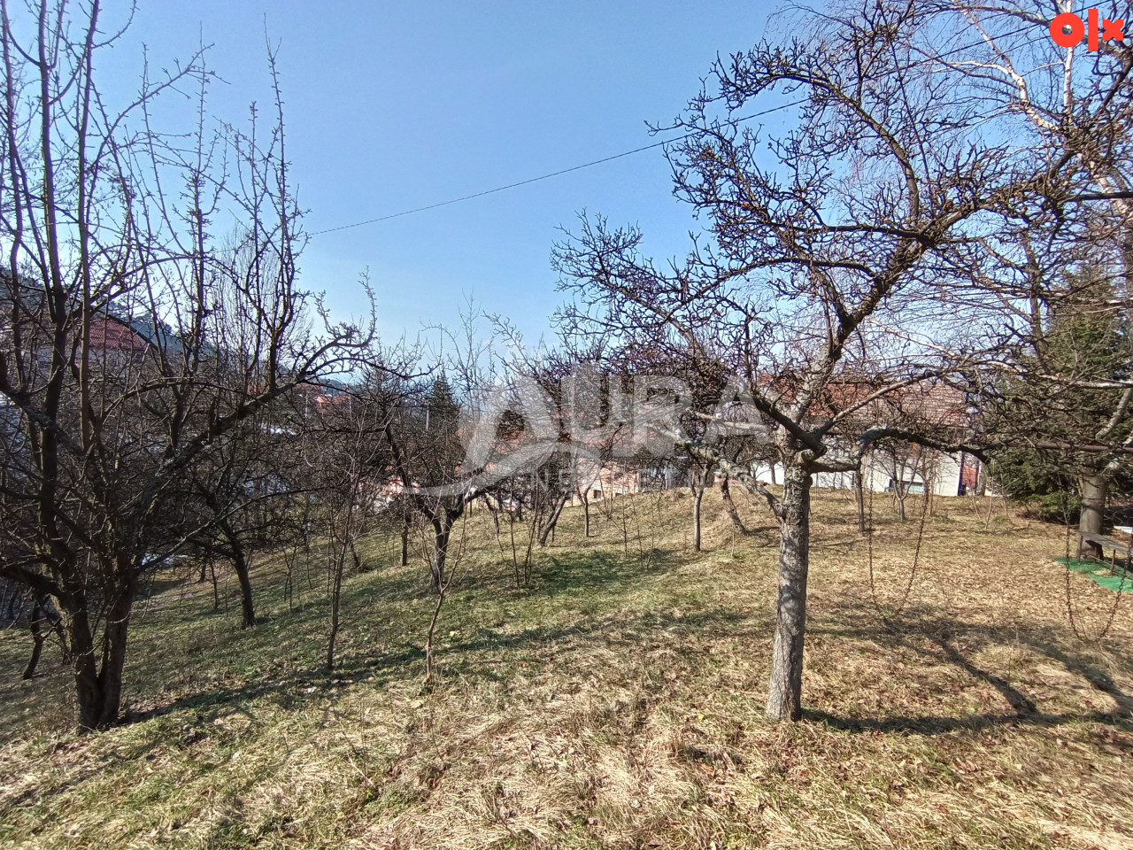 AURA/ Zemljište sa vikendicom / Bistrik, Kamenica 13