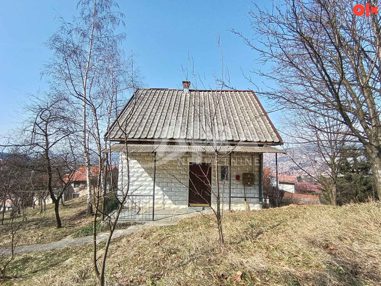 AURA/ Zemljište sa vikendicom / Bistrik, Kamenica 14