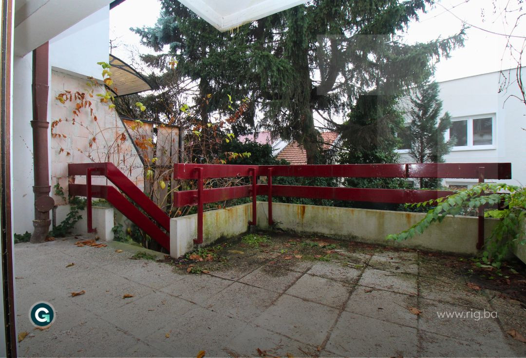 KUĆA U NIZU / Breka, CENTAR / PRODAJA 6