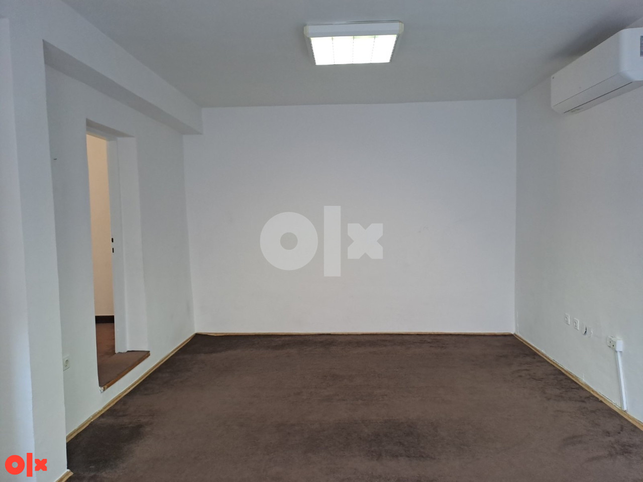 Iznajmljujem Poslovni prostor u centru Mostar 2