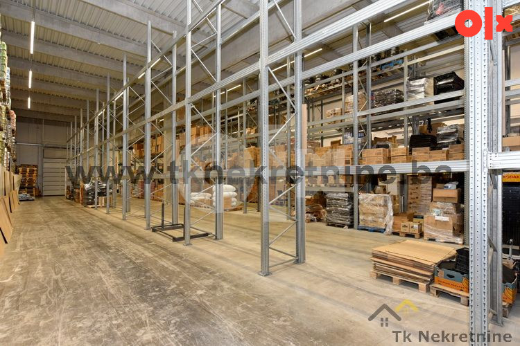 ŠIĆKI BROD - Magacin površine 400 m2 sa kancelarijom