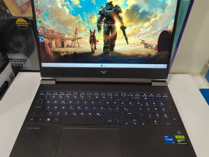 HP Victus 15-fa0046nm GAMING!!!