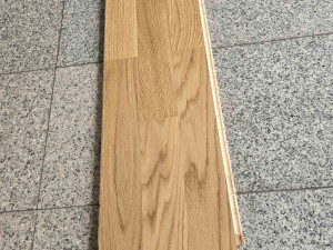 PARKET-TROSLOJNI  hrast mat lak 12 x 215 x 2200