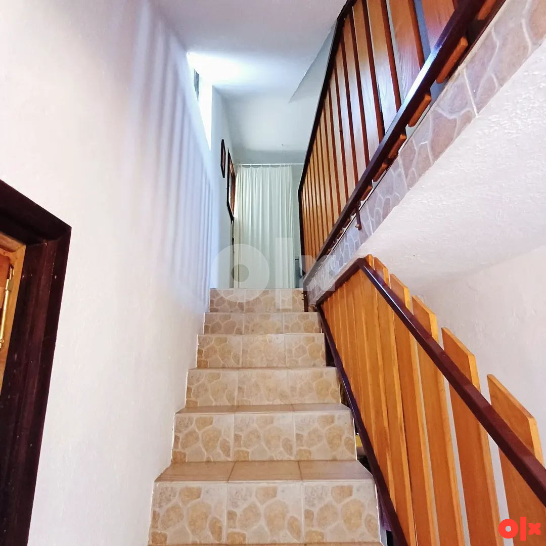 Kuća Prijedor 500m2, NOV KROV 11