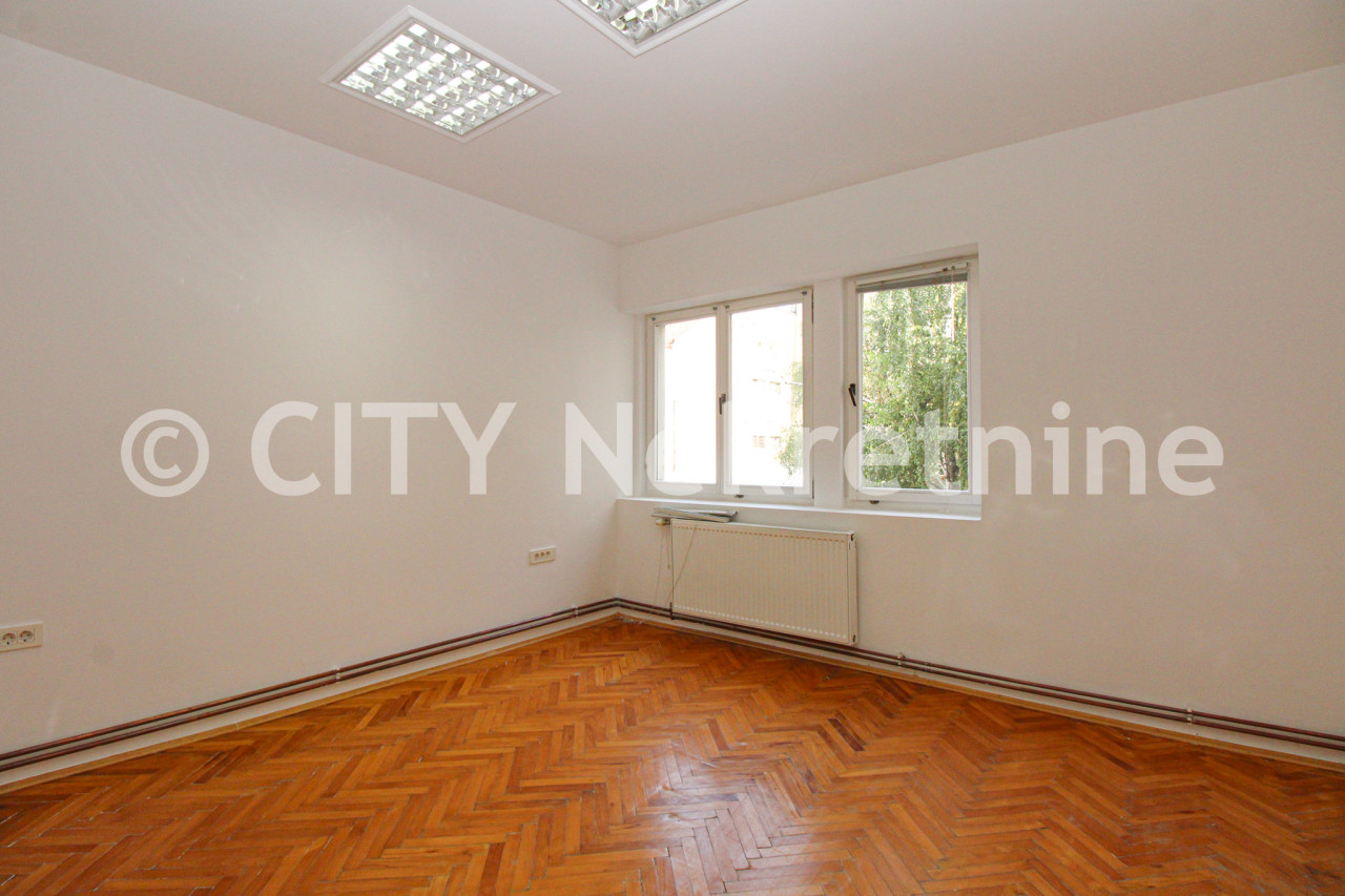 Trosoban stan - Centar - Branilaca Sarajeva - 82 m2 8