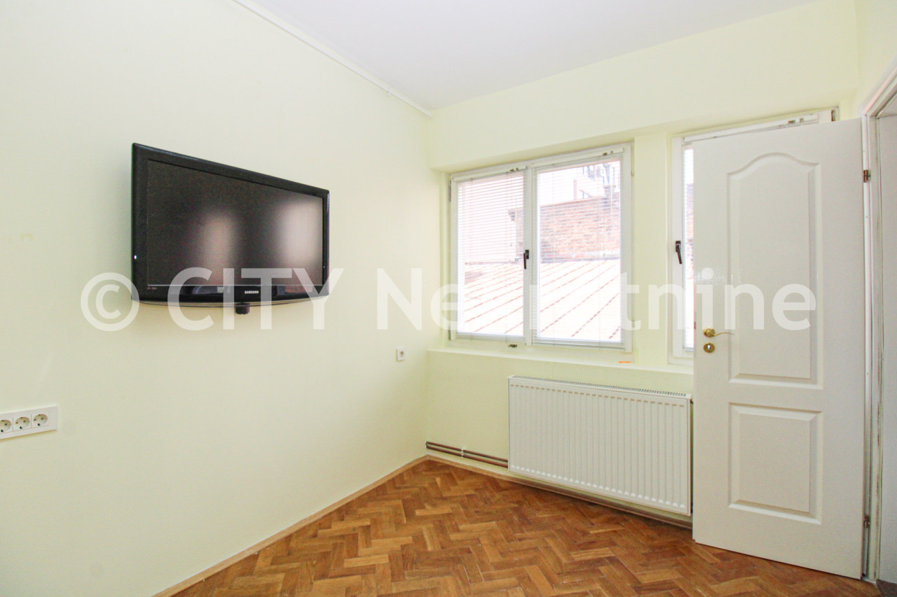Trosoban stan - Centar - Branilaca Sarajeva - 82 m2 13