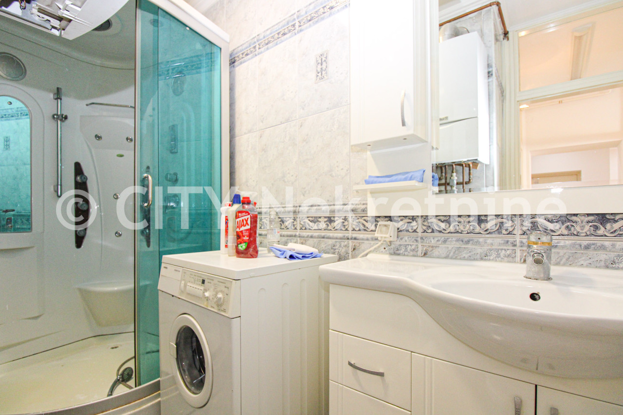 Trosoban stan - Centar - Branilaca Sarajeva - 82 m2 16