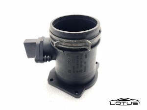 Protokomjer zraka Audi A4 A6 2.0 FSI 06B133471A