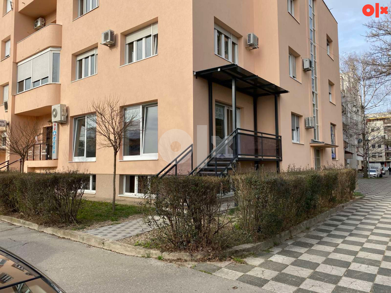 POSLOVNI PROSTOR - BANJA LUKA - CENTAR - 70m2