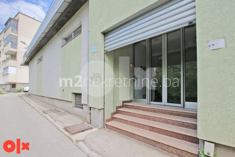 m2: Centar, Tešanjska. Poslovni objekat i zemljište 772m2 2