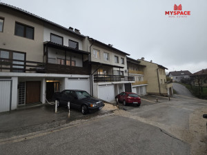 MY SPACE/ Stan sa garazom/ Soukbunar/ NAMJESTEN/ 100 m2