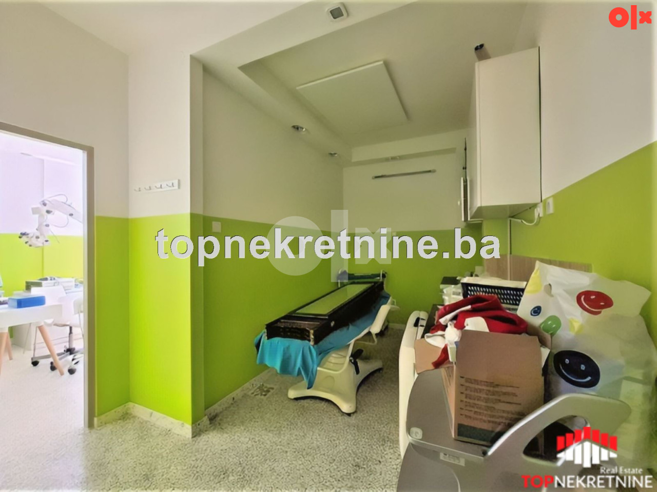 Poslovni prostor sa skladištem od 143m2 na Koševskom brdu. 7