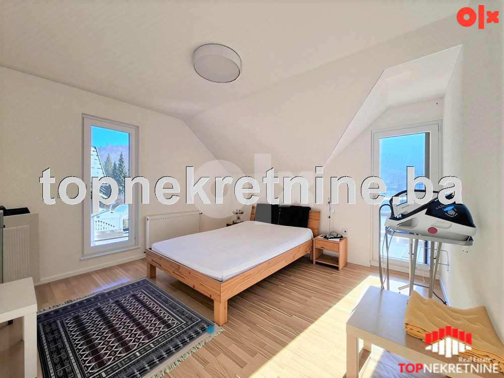 Kuća od cca 240m2 sa garažom, bazenom i vrtnom kućicom, Faletići 7