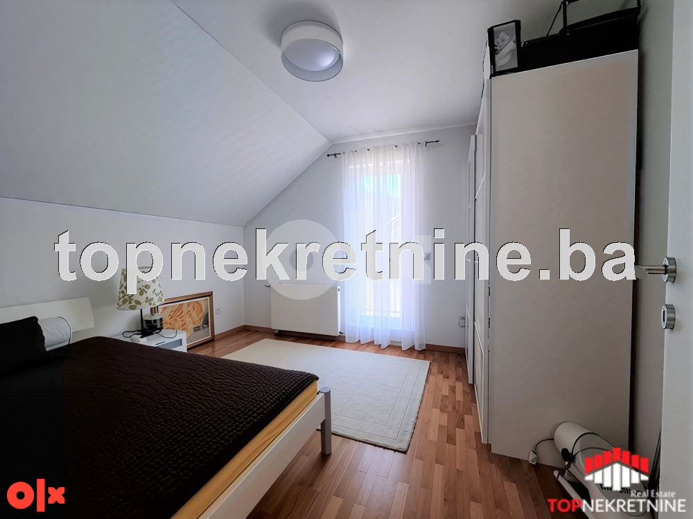 Kuća od cca 240m2 sa garažom, bazenom i vrtnom kućicom, Faletići 9