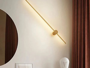 Zidna LED lampa zlatna 60cm