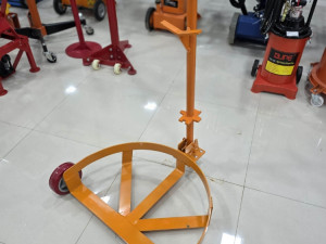 Sprava kolica paletar za premijestanje bacvi buradi