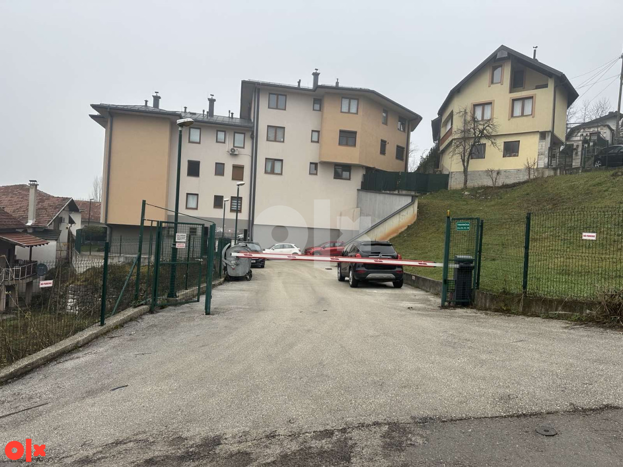 GRUNT - Novo Sarajevo Gornji Kovačići 44 m2 plus parking 11