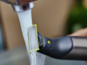 PHILIPS OneBlade PRO serija QP6542\15  Lice + tijelo