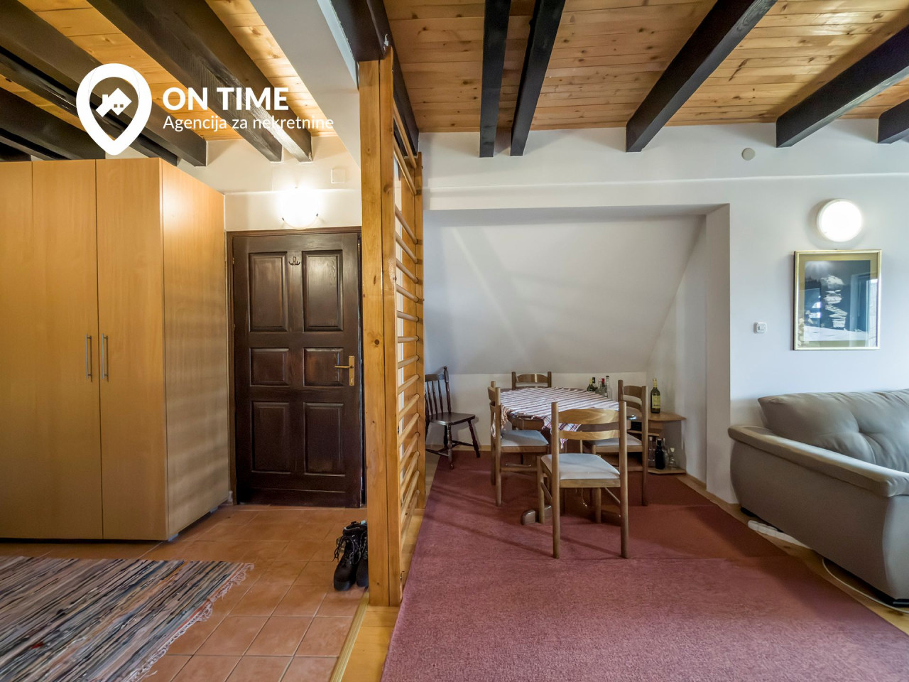 ON TIME prodaje: Vikendica na tri etaže, Jahorina 7