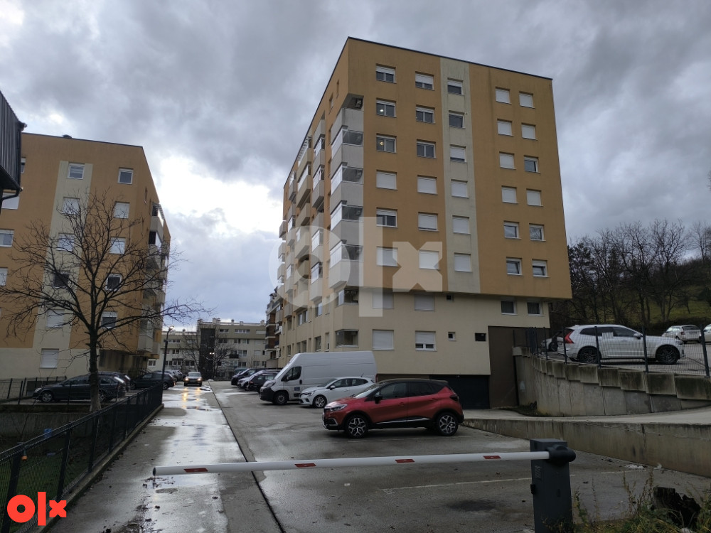 PRODAJEM NAMJEŠTEN STAN U VOGOŠĆI SA PARKINGOM - NOVOGRADNJA 23