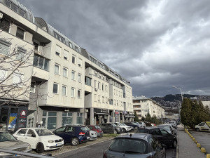 PICCOLO GRANDE PRODAJE/Stan/Centar/Sip