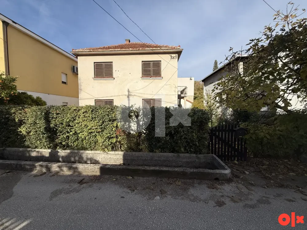 Prodaje se obiteljska kuća u strogom centru Mostara