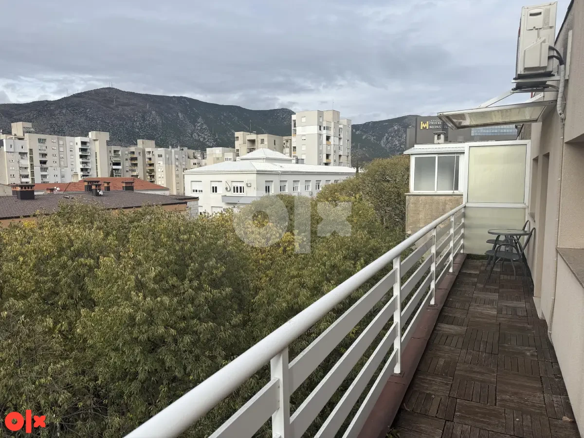 Prodaje se dvosoban namješten stan u Ulici Kralja Tvrtka 8