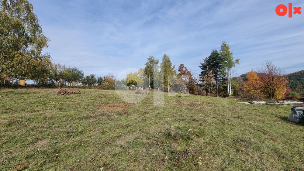 GRAĐEVINSKO ZEMLJIŠTE 1000m2 sa pogledom Hadzici Bare  061741352 3