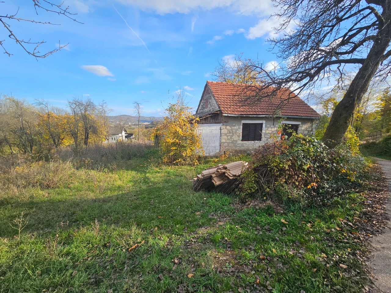 Plac u Šargovcu | asfaltni prilaz | dozvoljena gradnja 2 objekta 3