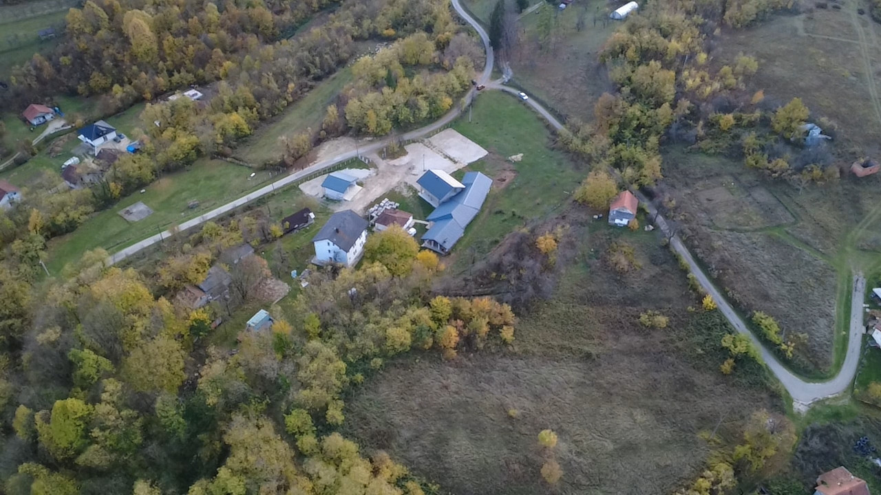 Plac u Šargovcu | asfaltni prilaz | dozvoljena gradnja 2 objekta 7
