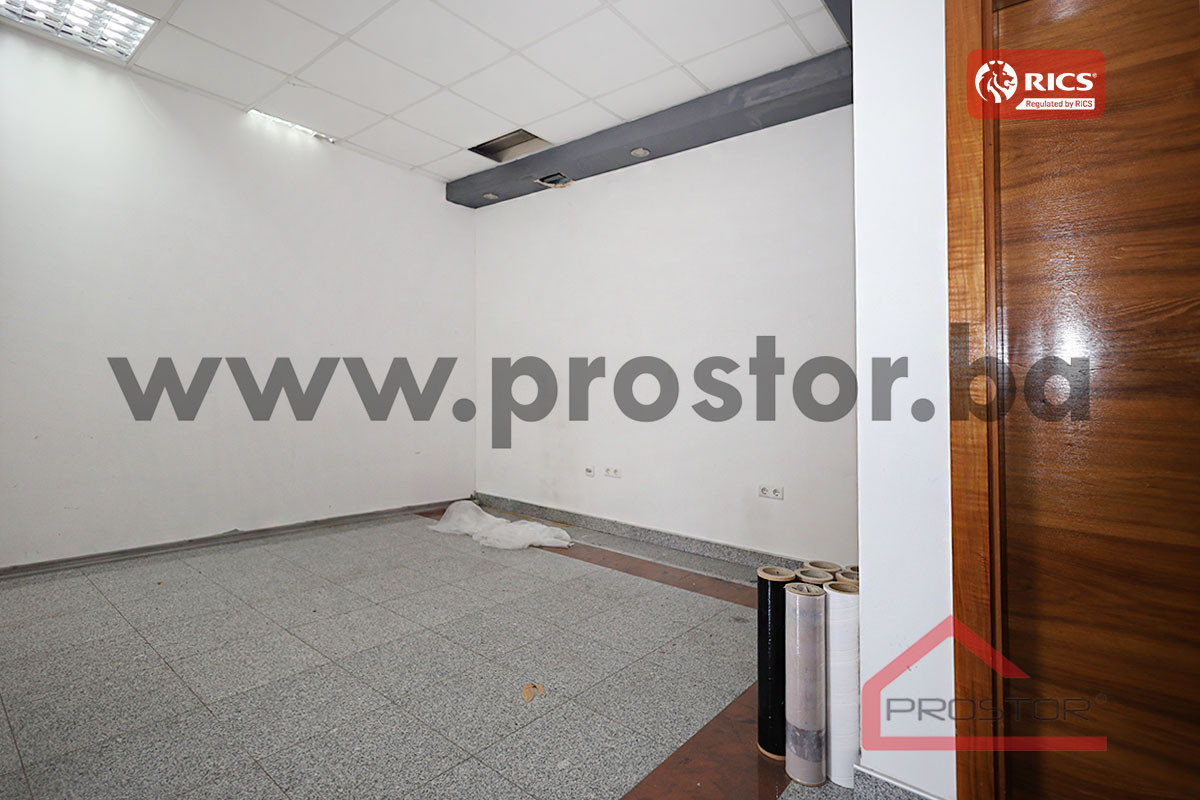 PROSTOR izdaje: Poslovni prostor, Aerodromsko naselje 3