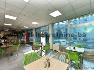 Premium business building with a penthouse apartment photo 3