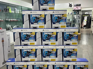 Sony PS5 PlayStation 5 Slim + Fortnite Flowering Chaos VCH Disc