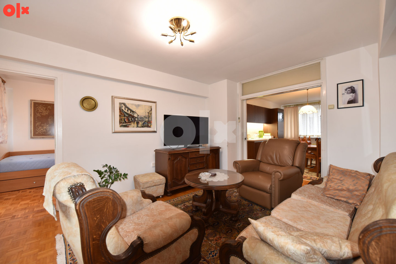 Četverosoban/ Stari Grad/ Logavina/ 81m2